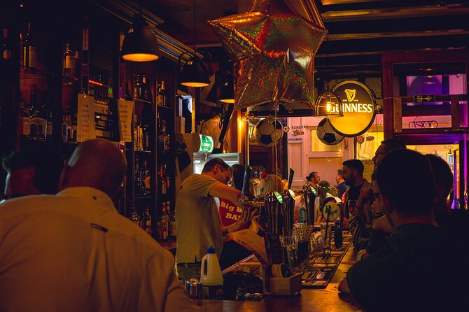 Amsterdam Private Pub Crawl in the City Center - What to pack, how to act, and how to keep the night fun