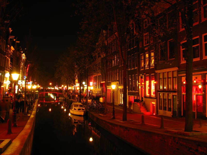 Amsterdam: Private Red Light District Tour in Spanish - Key Points You’ll Actually Care About