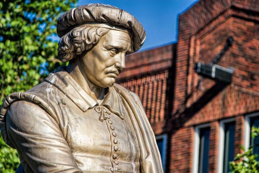 Amsterdam: Private Rembrandt Walking Tour & Optional Museums - Price and value at $235 per person: what you really get