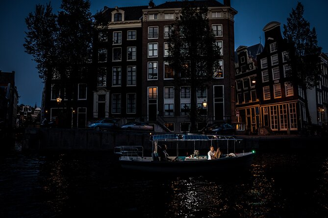 Amsterdam: Private Romantic Evening Canal Cruise + Bubbles/Snacks - Skinny Bridge and the Love-Story Commentary