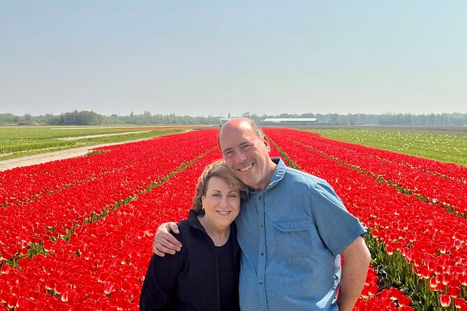 Amsterdam Private Tour to Keukenhof, Tulip Fields and Windmills - Simonehoeve cheese and wooden shoes: a calmer, hands-on contrast