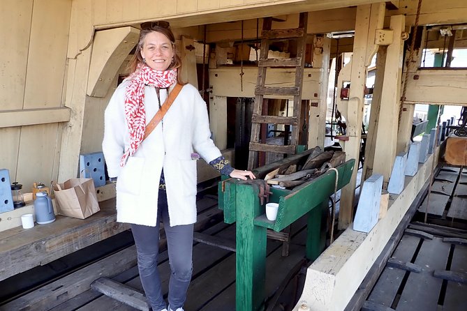 Amsterdam private tour to windmills, cheese farm and villages - Entering Zaanse Schans: Working Windmills, and One Included Visit Inside