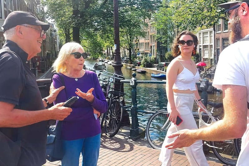 Amsterdam: Private Tour with Local Guide (French or English) - Key Points That Make This Tour Worth It