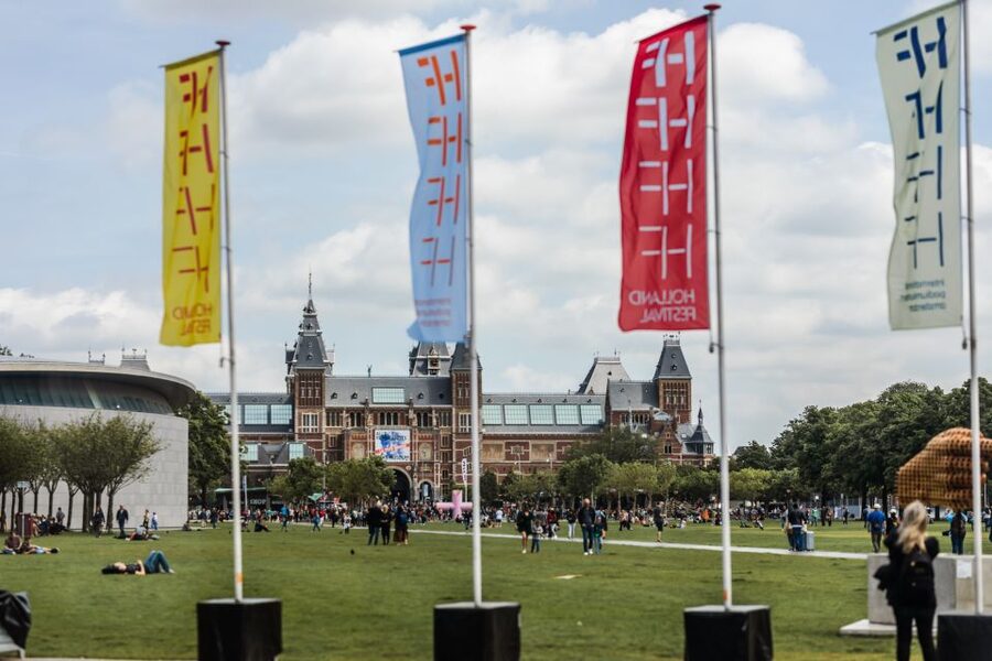 Amsterdam: Private Walking Tour of Jordaan & De 9 Straatjes - Starting at Dam Square: A Smooth Route That Avoids Guesswork