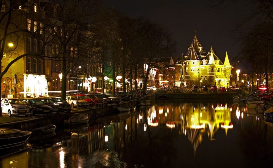 Amsterdam: Private Walking Tour with a Local - Jordaan and the details you only notice up close