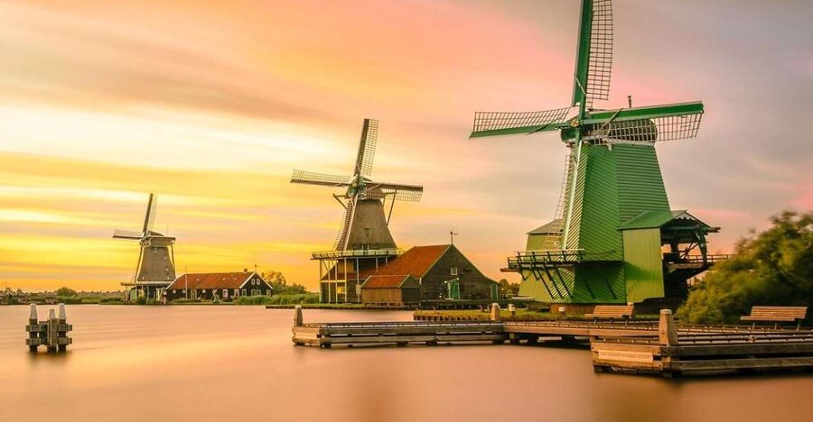 Amsterdam: Private Zaanse Schans Windmills and Volendam Trip - Key things to know before you go