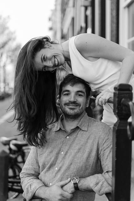 Amsterdam: Professional Photoshoot - Starting at Rembrandtplein 2 and making the most of a 1-hour shoot