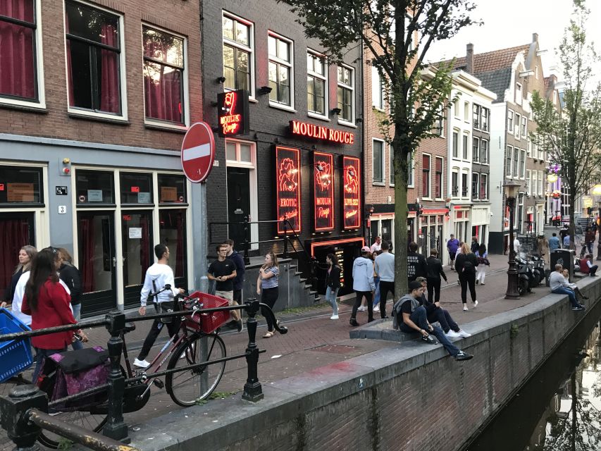 Amsterdam: Red Light District and Local Pub Tour - A 2-Hour Walk Through Amsterdam’s Red Light District and Its Older Roots