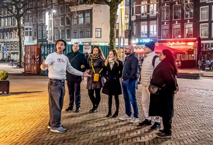 Amsterdam Red Light District & Coffee Shop Tour - The Chinatown Shift: Zeedijk Street, He Hua Tempel, and Nieuwmarkt Square
