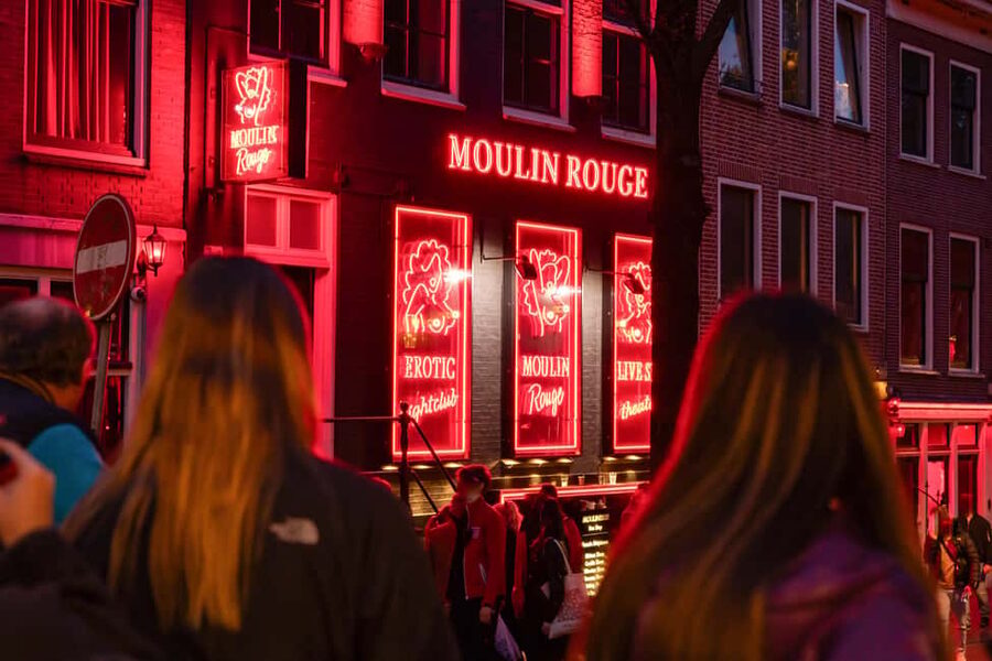 Amsterdam: Red Light District Tour in DE/EN/IT/ES/FR - Key things that make this tour worth your time