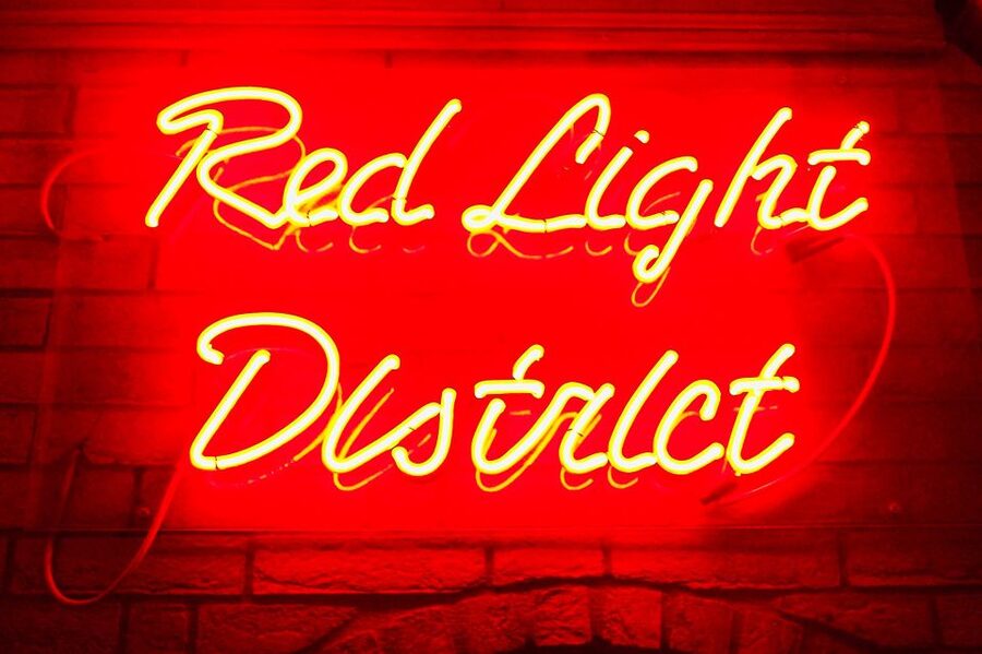 Amsterdam: Red Light District Walking Tour - Key things to know before you go