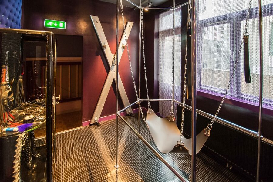 Amsterdam: Red Light Secrets Museum Entry Ticket - The Window Seat Experience, Seeing the Glass From the Other Side