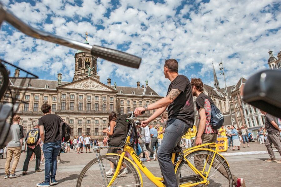 Amsterdam: Relaxed City Highlights Guided Bike Tour - Finishing at Herengracht (and Sometimes Dam Square)