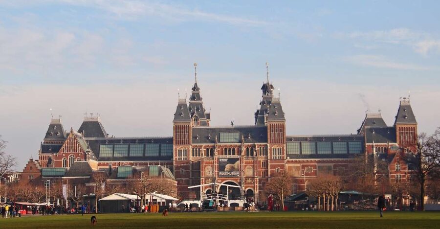 Amsterdam: Rijksmuseumtour incl. Ticket German or English - Key things to know before you go