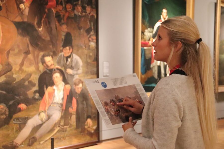 Amsterdam: Rijksmuseumtour incl. Ticket German or English - Where you meet, how the tour starts, and why the first minutes matter