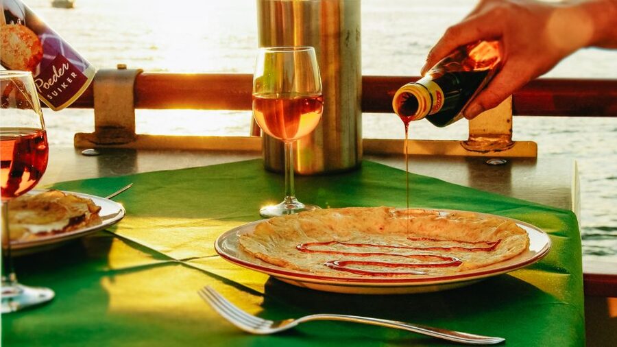Amsterdam: River Cruise With All-You-Can-Eat Dutch Pancakes - Amsterdam sights you will likely notice from the water