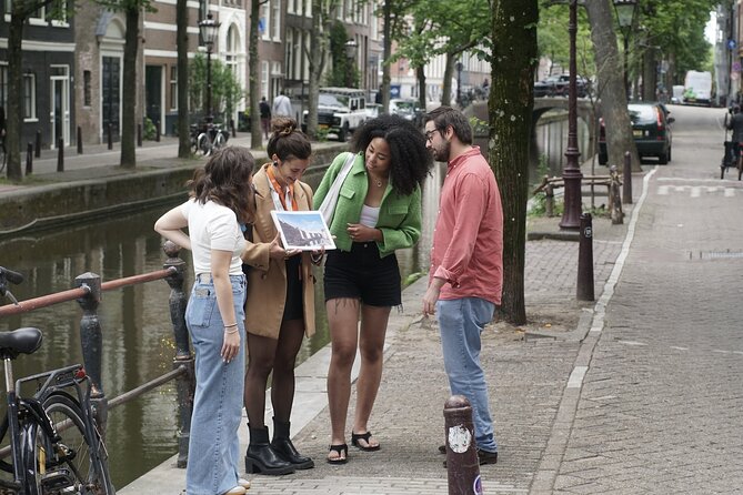 Amsterdam's Colonial Past - The Untold Story - Walking Tour - Herengracht and De Gouden Bocht, wealth and power in plain view