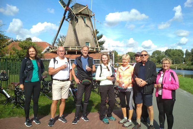 Amsterdam's Countryside Half-Day Bike Tour in Small Group - Holysloot Break at het Schoolhuis (Famous Apple Pie Fuel)