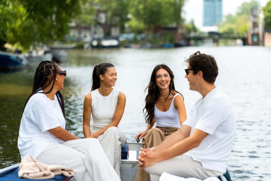 Amsterdam: Sail Yourself with a 2 Hour Boat Rental - How the Route Works: Your 2 Hours in Amsterdam-Centrum