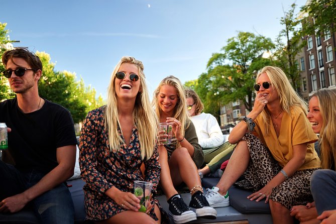 Amsterdam: Saloon Boat Cruise + Unlimited Drinks & Bite option - Grachtengordel UNESCO ring: why the canal belt is the city’s backbone