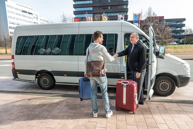 Amsterdam Schiphol Airport (AMS) Round Trip transfer to Amsterdam City - Comfort and cleanliness you can actually feel on arrival