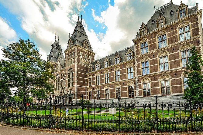 Amsterdam Schiphol Airport Layover 4-6 hours Tour, Airport Pick Up and Drop Off - Why this guide approach is ideal for short layovers