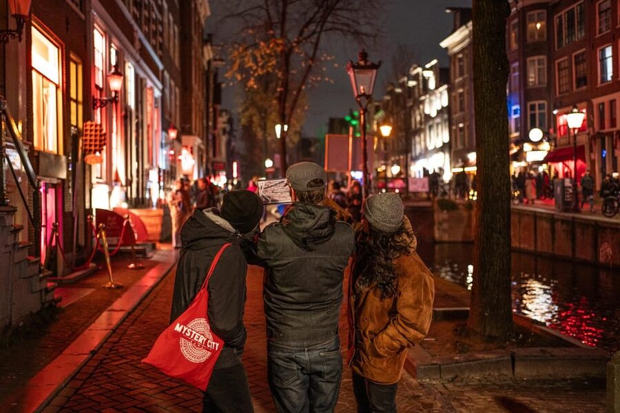 Amsterdam: Self-guided Red Light District Pub Crawl Mystery - Who This 3-Hour Mystery Crawl Suits Best