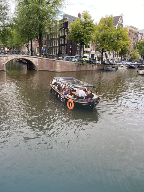 Amsterdam Small Group Canal Cruise inc Snacks/Drinks Winter - Should You Book This Winter Amsterdam Canal Cruise?