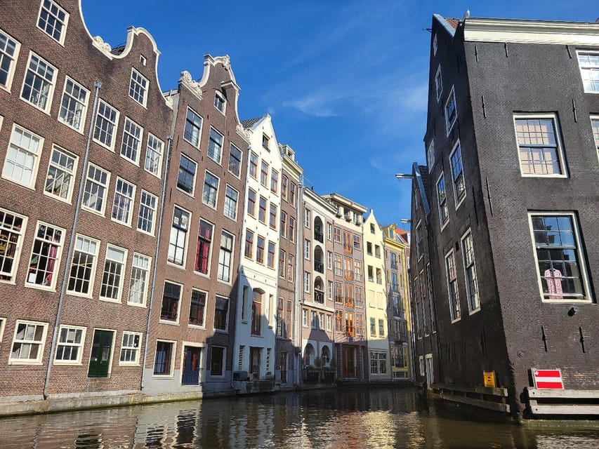 Amsterdam: Small-Group Canal Cruise incl. Drinks and Snacks - The Amstel and Magere Brug: Classic Views Without the Loud Crowd