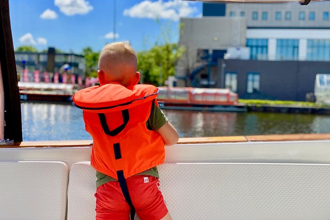Amsterdam Small-Group Canal Cruise Including Snacks and Drinks - Where value shows up in the $72.53 price