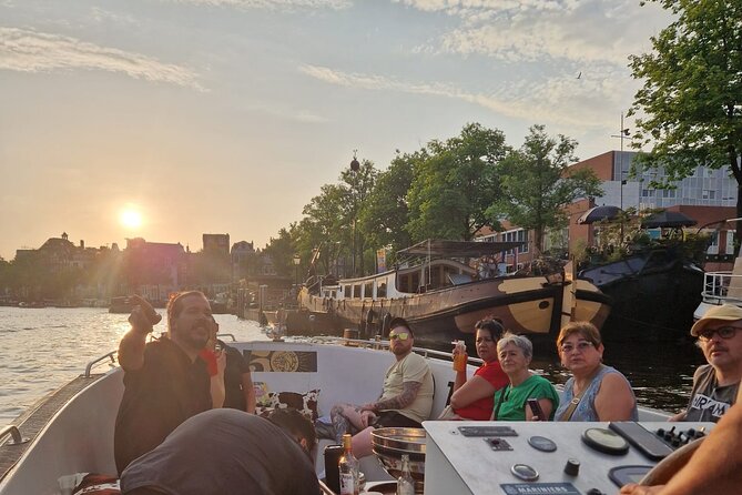 Amsterdam: Smoke Friendly Cruise - Key highlights before you go