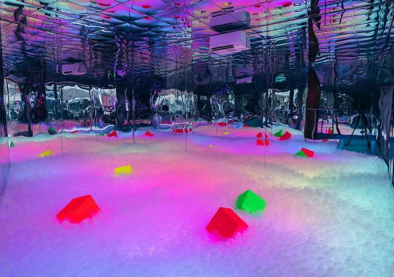 Amsterdam: The All Out - No.1 Activity Bar - Price and value: is $9 for an hour a fair deal?