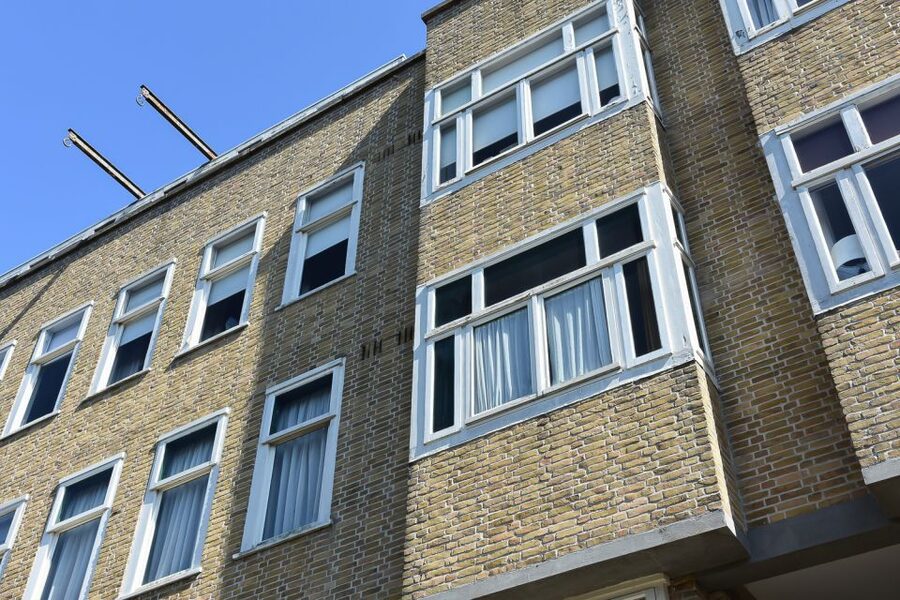 Amsterdam: The Life of Anne Frank Walking Tour - Should you book this Anne Frank walking tour in Amsterdam South?