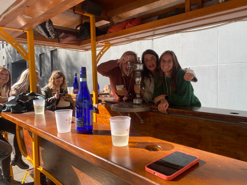 Amsterdam: The Original BUBBLES & BIKE Private Prosecco Tour - The route vibe: Amsterdam streets, less quiet than you might expect