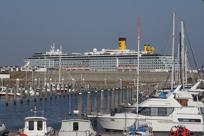 Amsterdam to IJmuiden Private Transfer - On the Road: The 40 to 50 Minute Transfer Experience