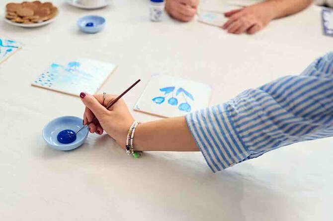 Amsterdam Traditional Dutch Blue Tile Painting Workshop - Should You Book This Delft Blue Tile Painting Workshop?