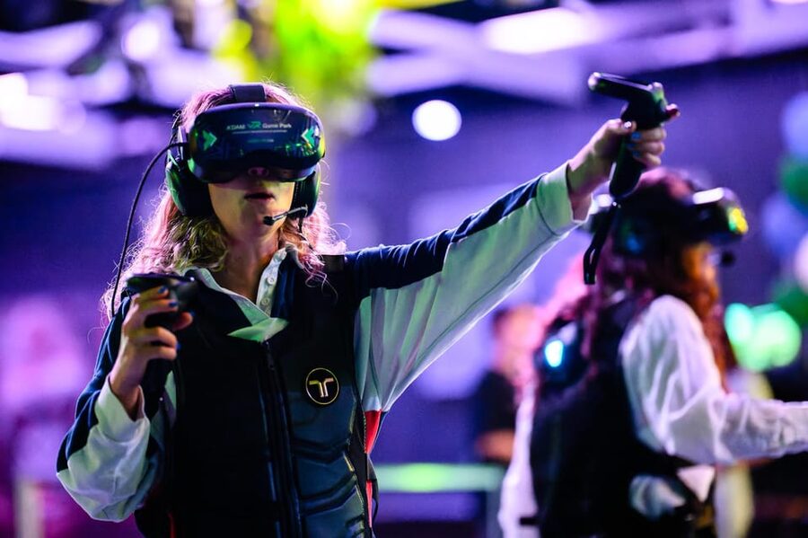 Amsterdam: Ultimate VR Experience: 60 minutes - Price and Value for 59 USD Per Person