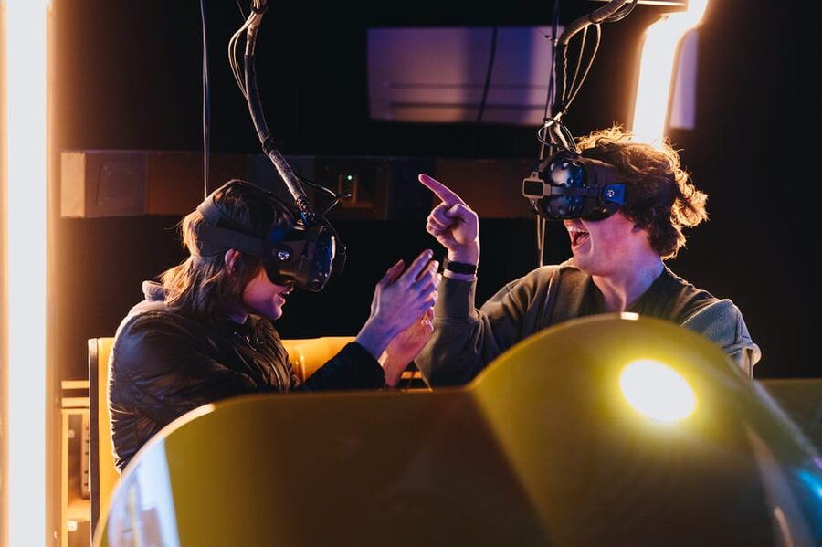 Amsterdam: Ultimate VR Experience: 60 minutes - Practical Tips to Make Your VR Hour Feel Easy