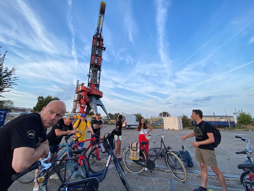 Amsterdam: Urban Bike Tour, Graffiti Art & Magnet Fishing - Entering Amsterdam by Bike, Not by Checklist