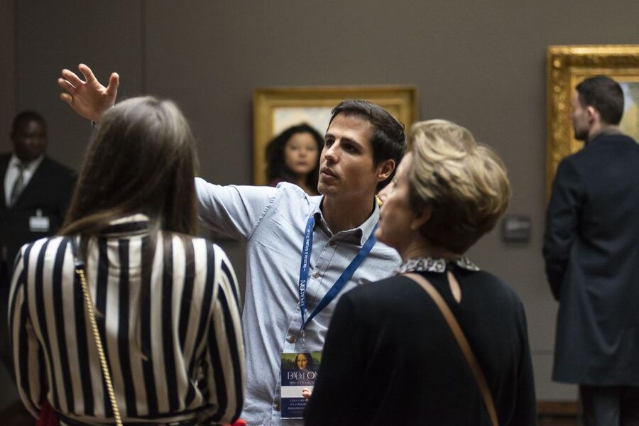 Amsterdam: Van Gogh Museum Masterpieces Tour up to 8 guests - Who this tour is best for, and who may prefer DIY
