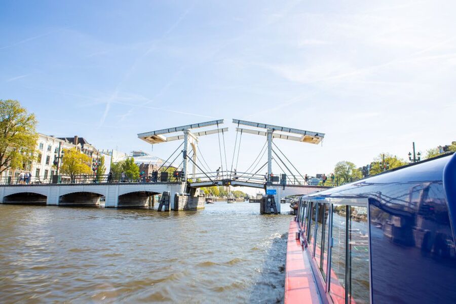 Amsterdam: Van Gogh Museum Ticket and City Canal Cruise - Inside the museum: what you’ll actually notice on arrival