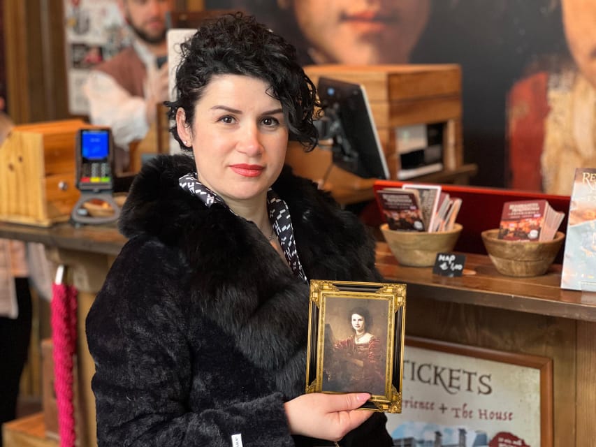 Amsterdam: Van Gogh or Rembrandt AI Portrait Photo Souvenir - Quality of the AI output, and what the experience feels like
