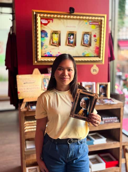 Amsterdam: Van Gogh or Rembrandt AI Portrait Photo Souvenir - Small group energy, up to 8 people, and why that helps