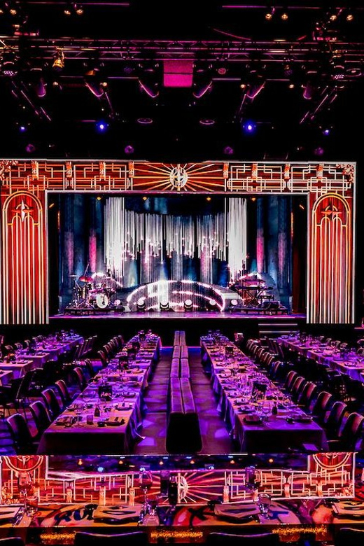 Amsterdam: VEGAS Dinner Show with 3-Course Sharing Menu - The show: live musicians, variety acts, dancers, and magic led by Hans Klok’s protege