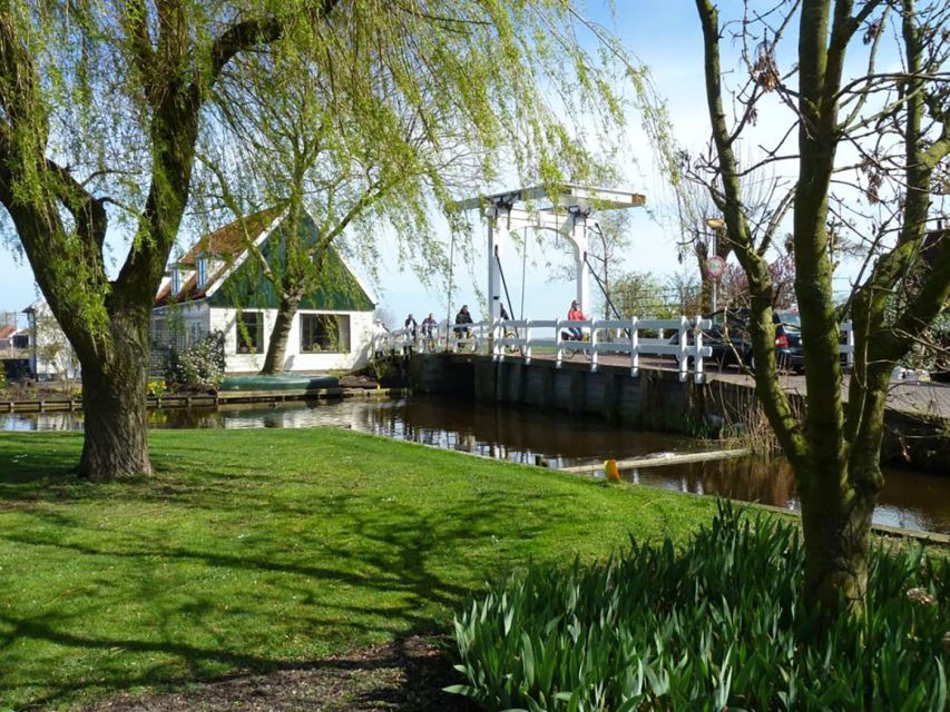 Amsterdam: Waterland District Countryside Villages Bike Tour - Molenslootpad: When the Route Feels Like the Attraction