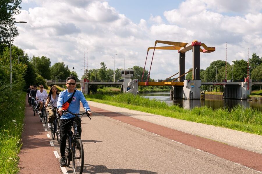 Amsterdam: Windmill, Cheese, and Countryside E-Bike Tour - The windmill moment: what to expect from D’Admiraal