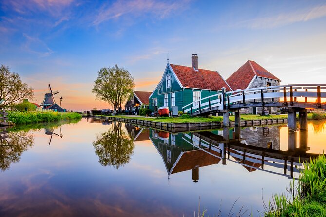 Amsterdam: Windmills, Cheese and Volendam Tour with Video Guide - Weather and what to pack for wind, cheese, and photos