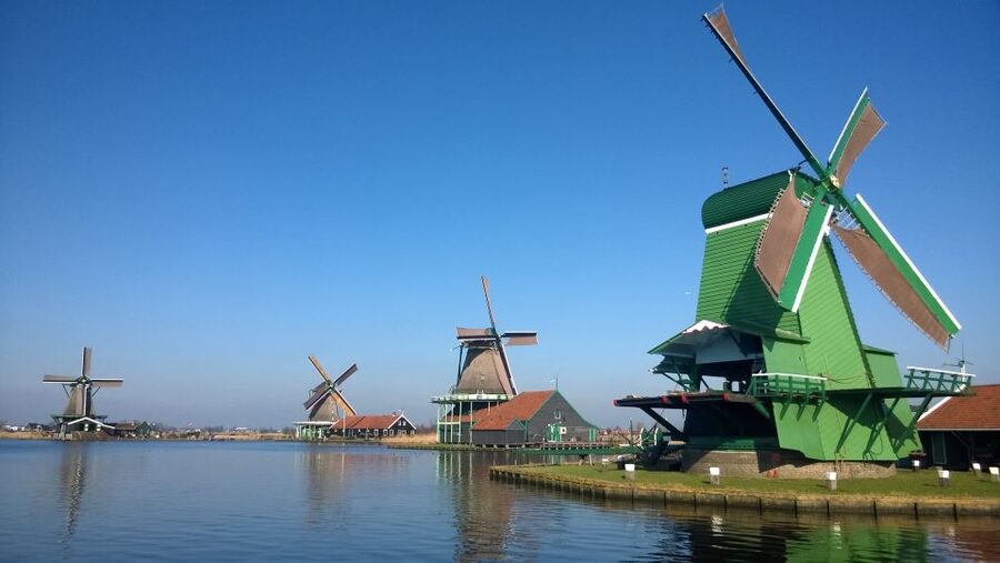 Amsterdam: Zaanse Schans 3-Hour Small Group Tour - Who should book this Zaan Tours trip (and who should skip it)