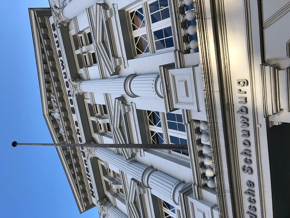 Anne Frank and the Jewish History of Amsterdam Private Tour - Hortus Botanicus and Plantage: where you catch your breath