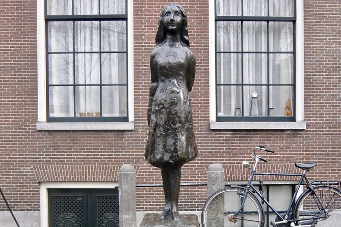 Anne Frank's Amsterdam Jewish History WWII Exclusive Guided Tour - Stop 1: Anne Frank House exterior, and why starting here helps